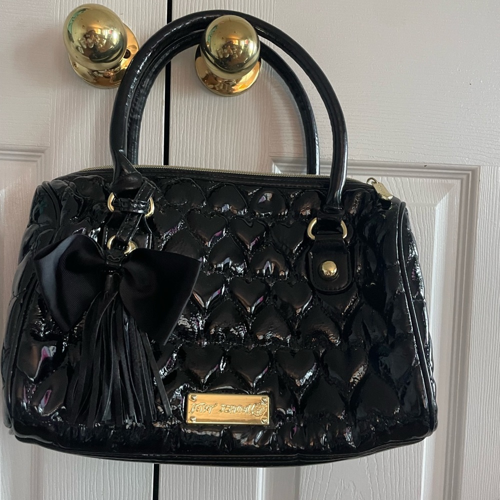 Black Betsey Johnson hand bag!